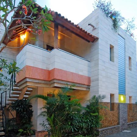 Aparthotel Taman Ayu Town House Legian Exterior foto