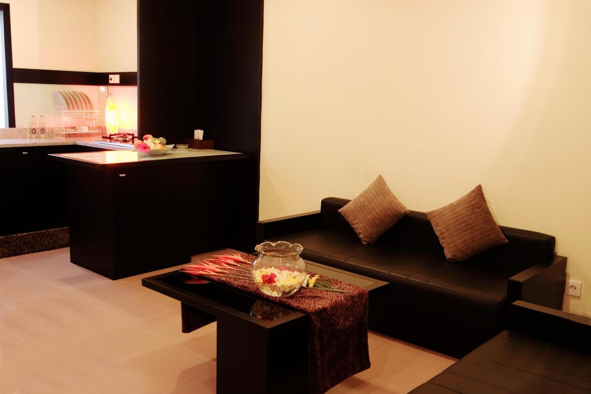 Aparthotel Taman Ayu Town House Legian Exterior foto