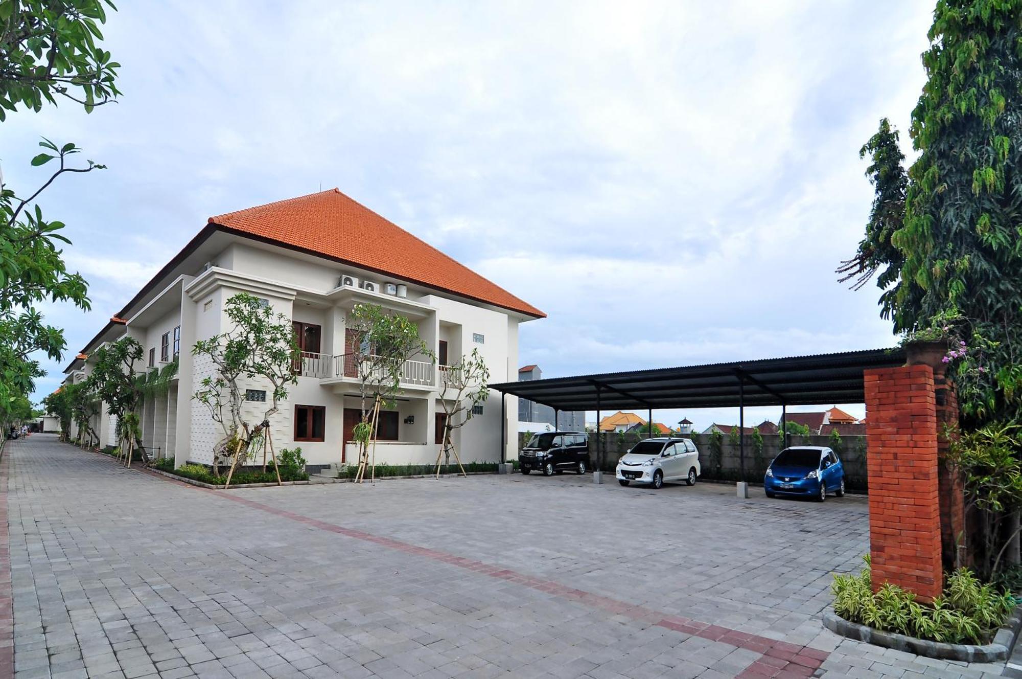 Aparthotel Taman Ayu Town House Legian Exterior foto
