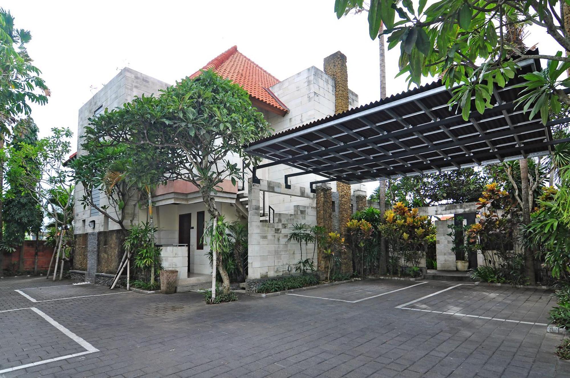 Aparthotel Taman Ayu Town House Legian Exterior foto