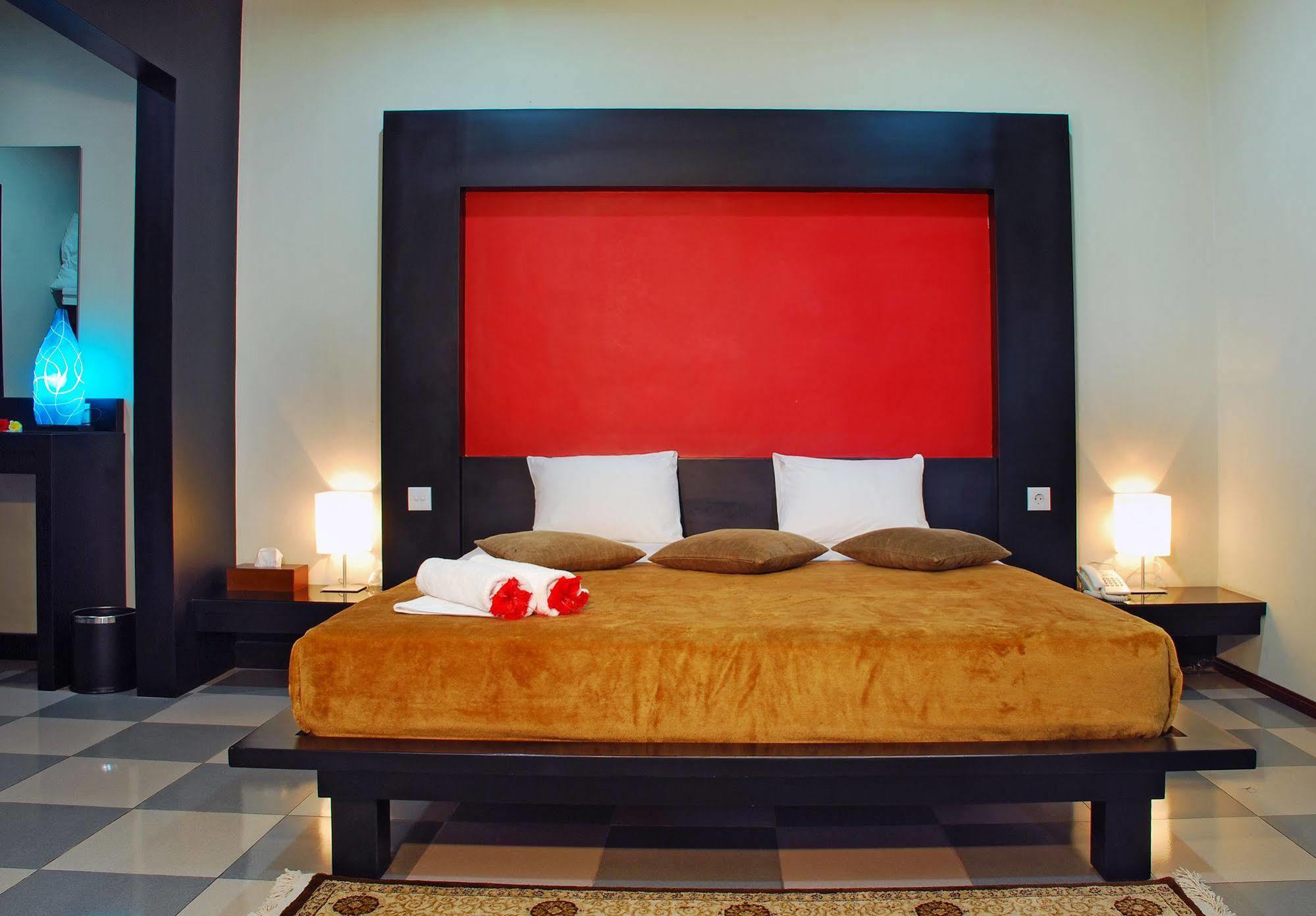 Aparthotel Taman Ayu Town House Legian Exterior foto