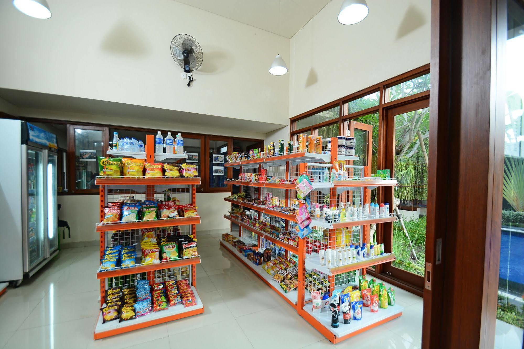 Aparthotel Taman Ayu Town House Legian Exterior foto