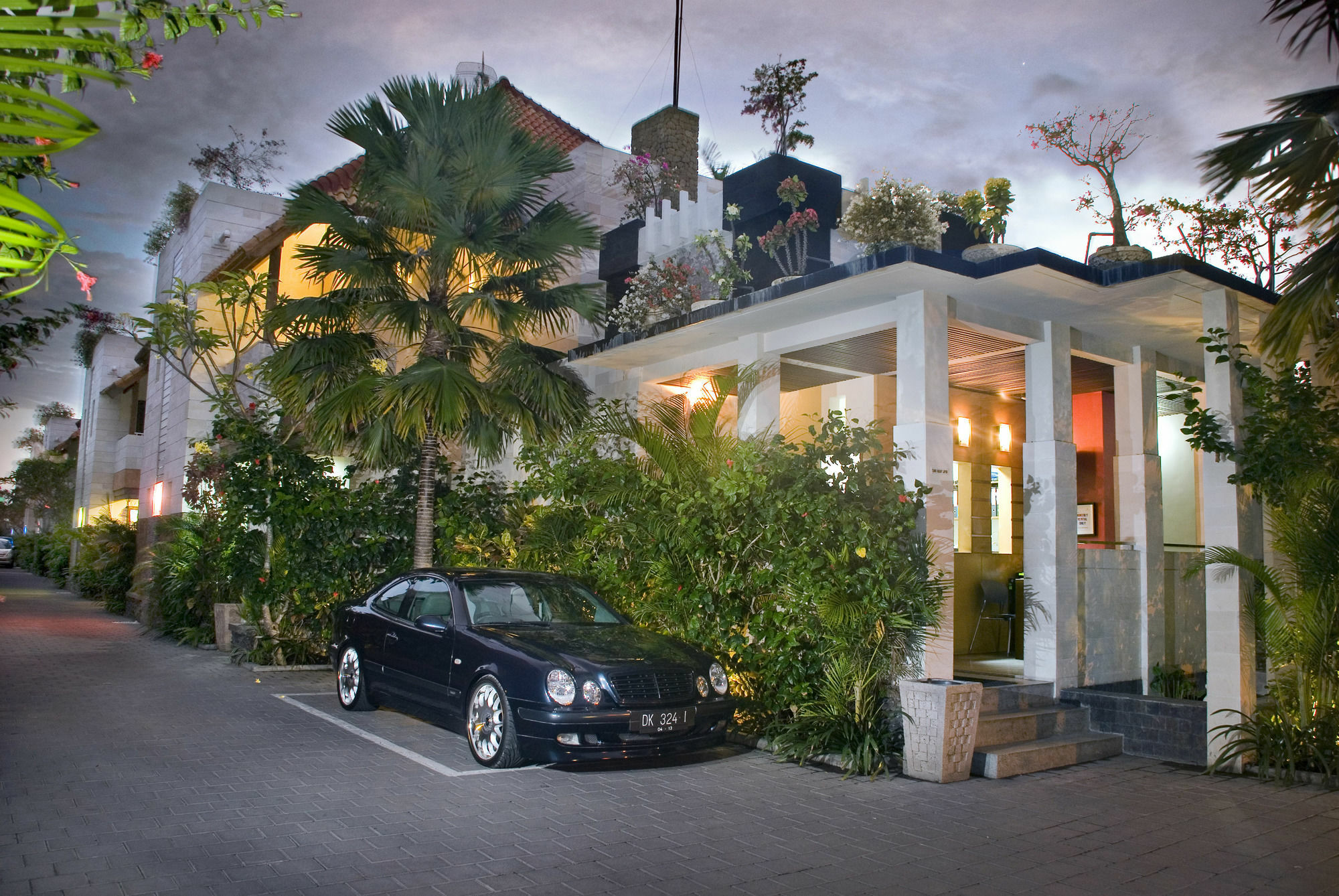 Aparthotel Taman Ayu Town House Legian Exterior foto